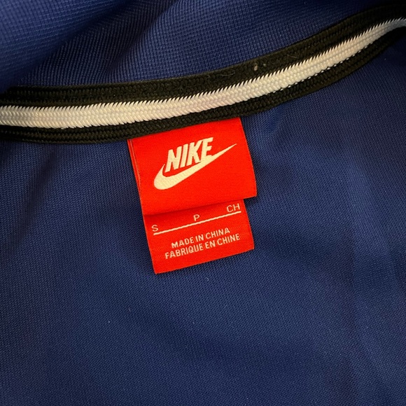 Unisex Old-School Nike Zip-Up - Men’s size SMALL - Picture 8 of 8